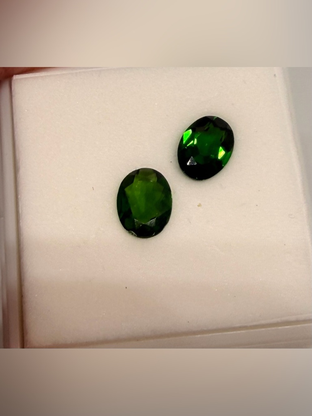 Pair of Oval .85 ct Chrome Diopside Green Faceted Gemstones